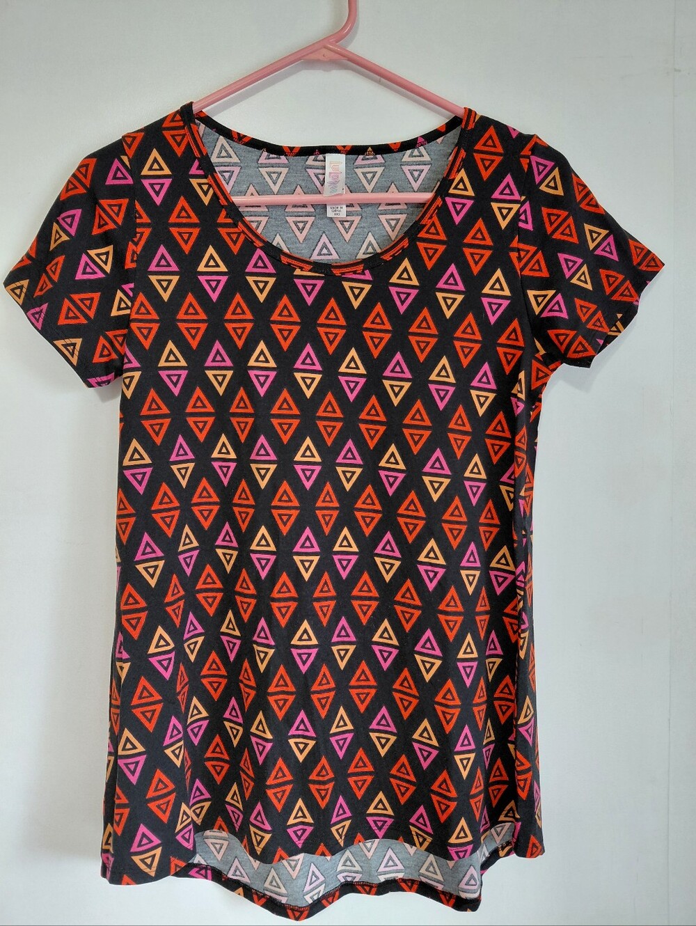 Lularoe Classic T Red Triangle Top
